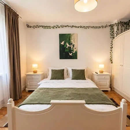 Stylish Near Old Town
