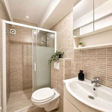Apartman Stylish Near Old Town
